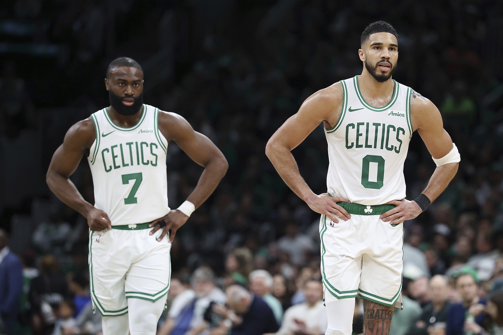 2026世界杯客户端安装-NBA彩经：绿军小胜独行侠 火箭难胜开拓者 马刺破船 湖人胜步行者